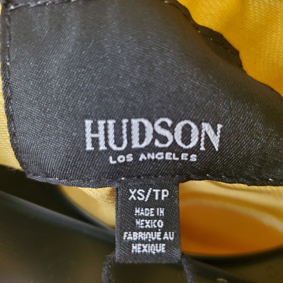 HUDSON Jeans Lola Shrunken Trucker Jacket.… - Picture 3 of 9